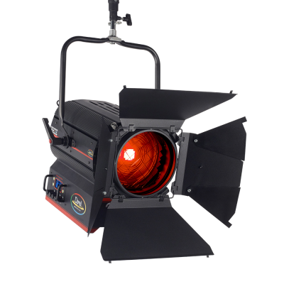 FRESNEL LED STUDIO PRO  250W RGBWW 2500K°-10000K°