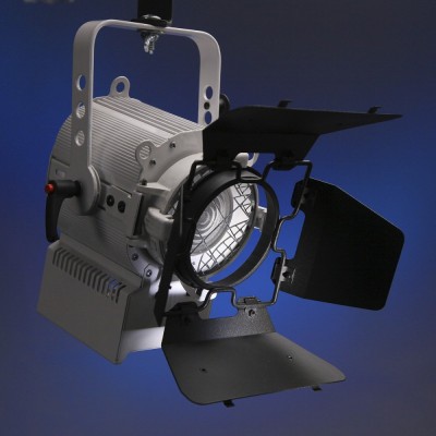 SPOT FRESNEL LED 50W