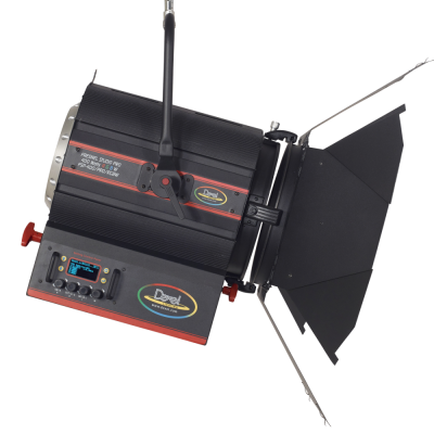STUDIO FRESNEL 400W PRO RGBWW    2500K°-10000K°
